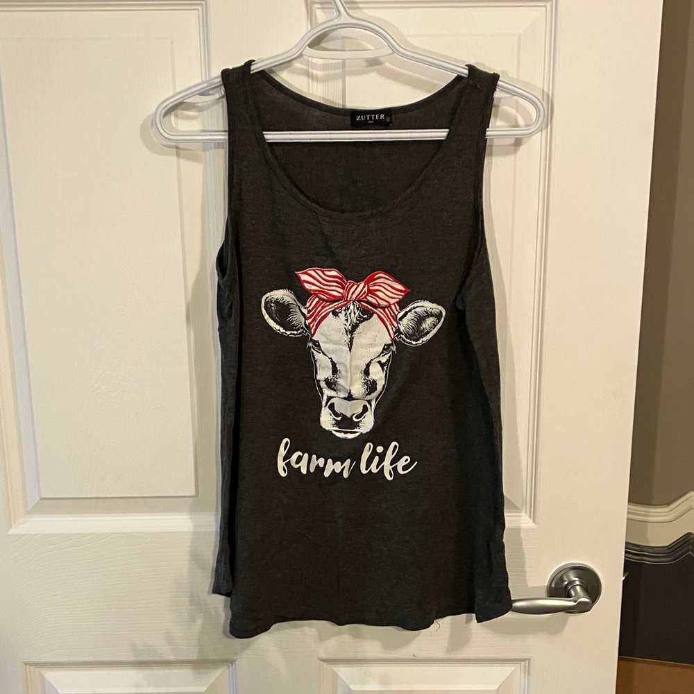 3/$15- dark grey cow tank